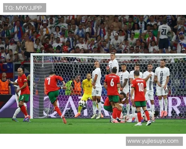 葡萄牙足球超级联赛精彩赛季回顾与未来发展展望 葡萄牙足球超级联赛精彩赛季回顾与未来发展展望